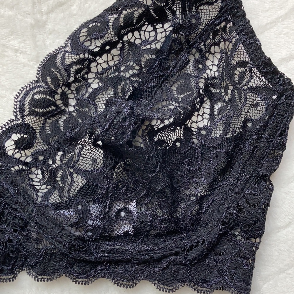 HANRO Luxury Moments All Lace Soft Cup Bra - Picture 6 of 16